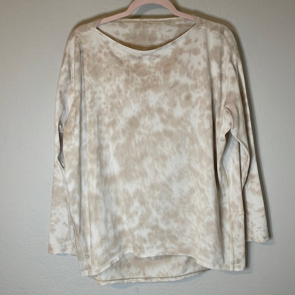 Lululemon long sleeve shirt